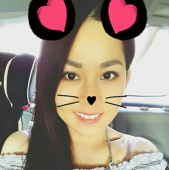 Meet your Posher, Connie - Picture 1 of 1